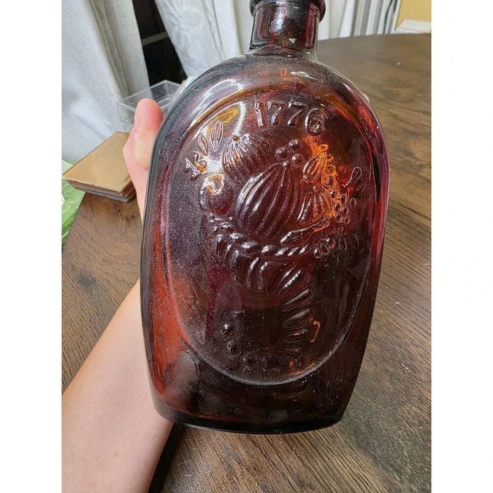 Vintage Log‎ Cabin Syrup Special Bicentennial Flask 1776-1976 Glass Bottle Empty